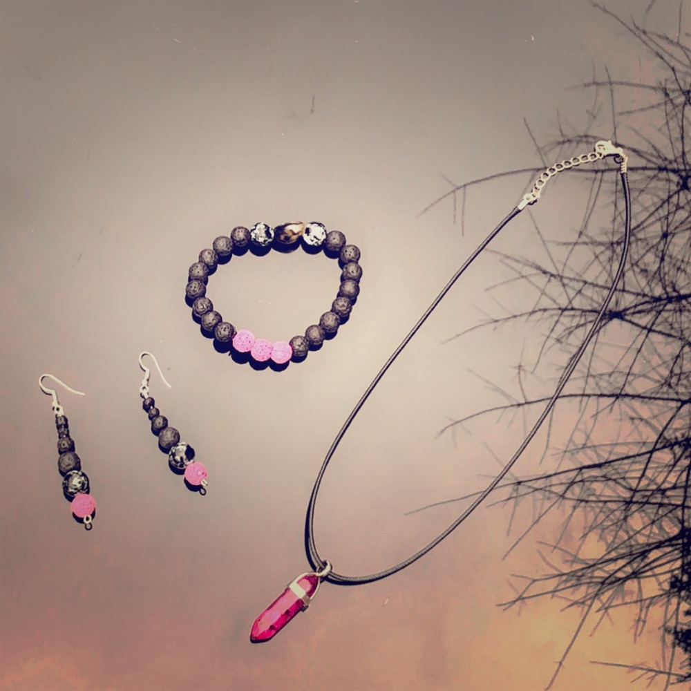 Earrings•Bracelet•NecklaceSet